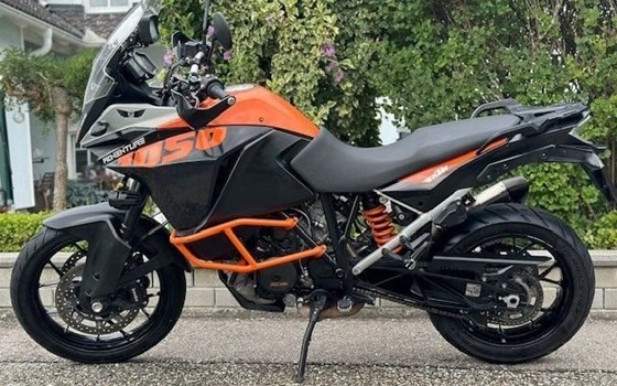 Gebrauchtmotorrad KTM 1050 Adventure - Bild 3 Gebrauchtmotorrad KTM 1050 Adventure - Bild 3