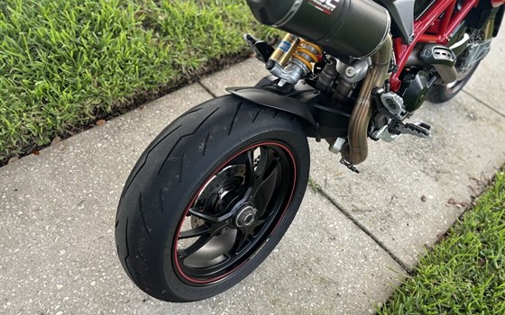 Gebrauchtmotorrad Ducati Hypermotard 939 SP - Bild 8