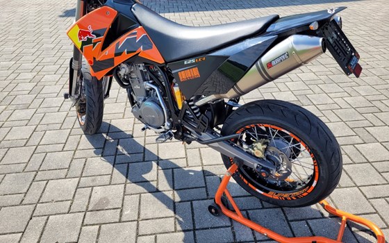 Gebrauchtmotorrad KTM 625 SMC - Bild 5 Gebrauchtmotorrad KTM 625 SMC - Bild 5