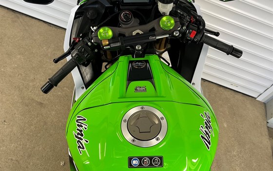 Gebrauchtmotorrad Kawasaki Ninja ZX-10R - Bild 4