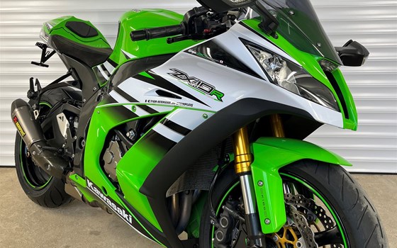 Gebrauchtmotorrad Kawasaki Ninja ZX-10R - Bild 1
