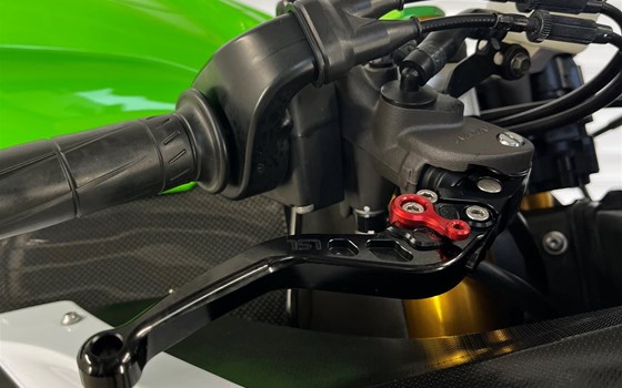 Gebrauchtmotorrad Kawasaki Ninja ZX-10R - Bild 8