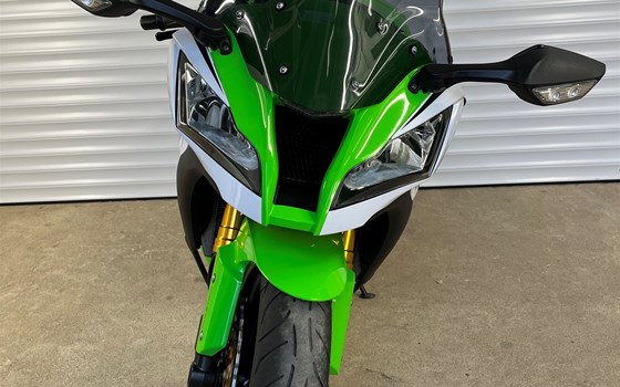 Gebrauchtmotorrad Kawasaki Ninja ZX-10R - Bild 2