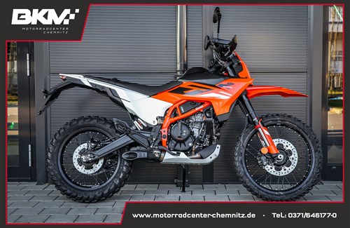 Neumotorrad KTM 390 Enduro R