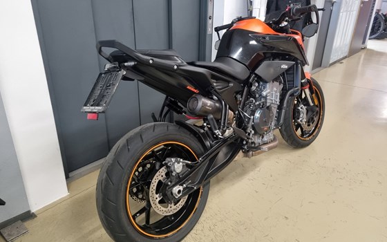 Gebrauchtmotorrad KTM 890 Duke - Bild 2 Gebrauchtmotorrad KTM 890 Duke - Bild 2