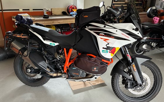 Gebrauchtmotorrad KTM 1090 Adventure R - Bild 3 Gebrauchtmotorrad KTM 1090 Adventure R - Bild 3