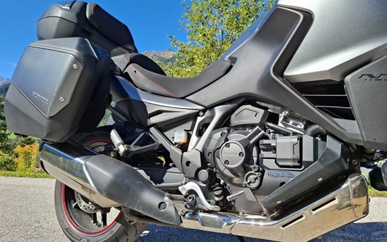 Gebrauchtmotorrad Honda NT1100 DCT - Bild 14 Gebrauchtmotorrad Honda NT1100 DCT - Bild 14