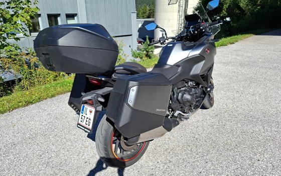 Gebrauchtmotorrad Honda NT1100 DCT - Bild 9 Gebrauchtmotorrad Honda NT1100 DCT - Bild 9