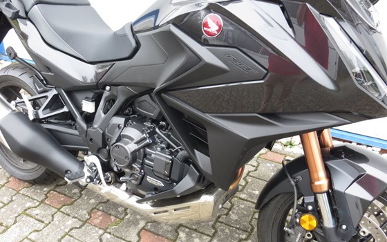 Gebrauchtmotorrad Honda NT1100 DCT Electronic Suspension - Bild 5