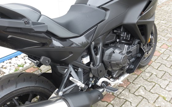 Gebrauchtmotorrad Honda NT1100 DCT Electronic Suspension - Bild 6