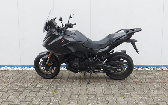 Gebrauchtmotorrad Honda NT1100 DCT Electronic Suspension - Bild 9