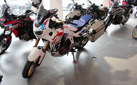 Neufahrzeug Honda CRF1000L Africa Twin Adventure Sports DCT - Bild 1 Neufahrzeug Honda CRF1000L Africa Twin Adventure Sports DCT - Bild 1
