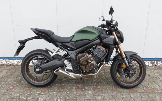 Gebrauchtmotorrad Honda CB650R E-Clutch - Bild 1