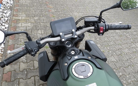 Gebrauchtmotorrad Honda CB650R E-Clutch - Bild 5