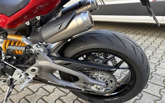 Gebrauchtmotorrad Ducati Streetfighter V2 S - Bild 15