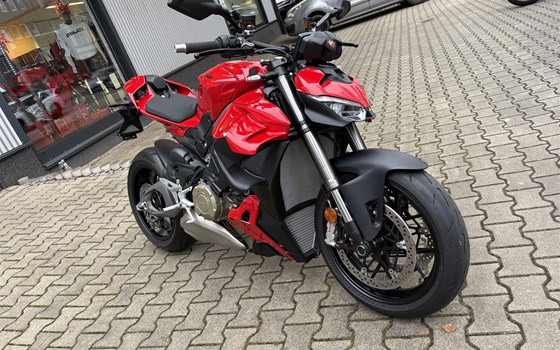 Gebrauchtmotorrad Ducati Streetfighter V4 - Bild 1
