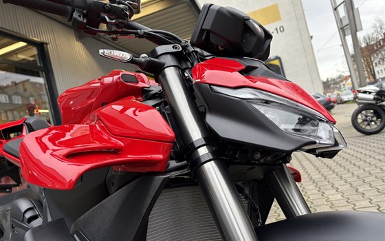Gebrauchtmotorrad Ducati Streetfighter V4 - Bild 13