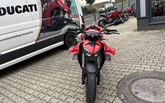 Gebrauchtmotorrad Ducati Streetfighter V4 - Bild 4