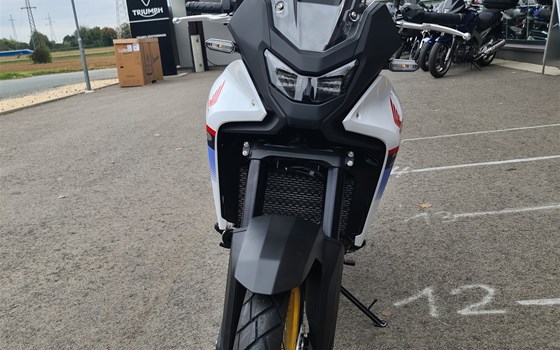 Neufahrzeug Honda XL750 Transalp - Bild 5 Neufahrzeug Honda XL750 Transalp - Bild 5