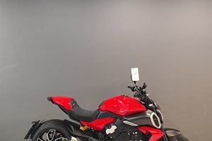 Angebot Ducati Diavel V4