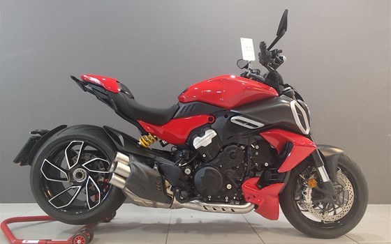 Gebrauchtmotorrad Ducati Diavel V4 - Bild 2 Gebrauchtmotorrad Ducati Diavel V4 - Bild 2