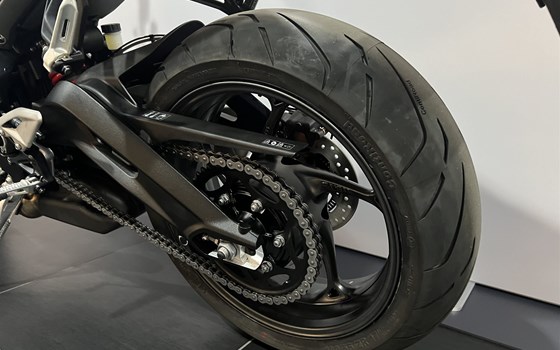 Neufahrzeug Triumph Street Triple 765 R - Bild 6