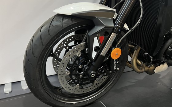 Neufahrzeug Triumph Street Triple 765 R - Bild 6