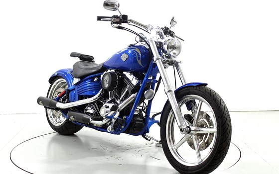 Motorrad Occasion Harley-Davidson Softail Custom FXSTC - Bild 2