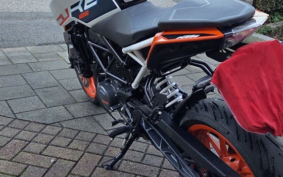 Gebrauchtmotorrad KTM 125 Duke - Bild 6 Gebrauchtmotorrad KTM 125 Duke - Bild 6