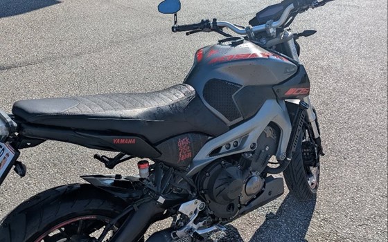 Gebrauchtmotorrad Yamaha MT-09 - Bild 8 Gebrauchtmotorrad Yamaha MT-09 - Bild 8