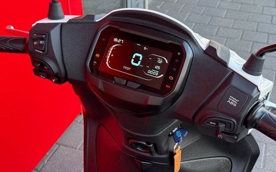 Neufahrzeug Piaggio Liberty 125 S - Bild 7