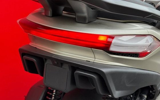 Neufahrzeug Piaggio MP3 530 HPE Exclusive - Bild 6