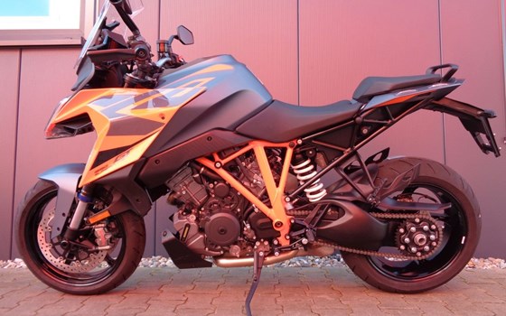 Gebrauchtmotorrad KTM 1290 Super Duke GT - Bild 12