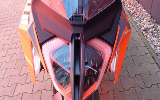 Gebrauchtmotorrad KTM 1290 Super Duke GT - Bild 4