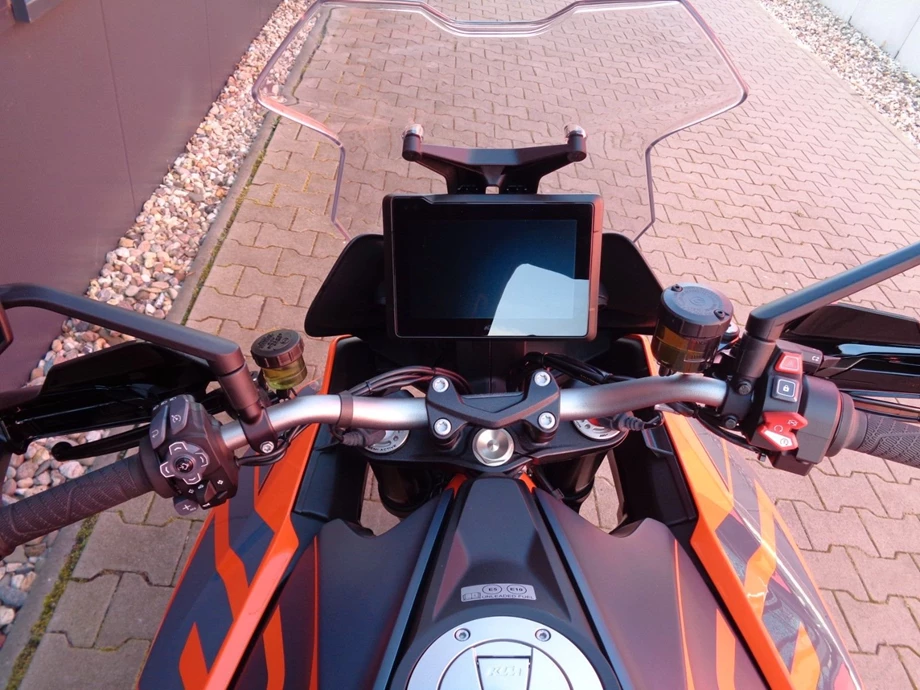 Angebot KTM 1290 Super Duke GT Bild 6: Angebot KTM 1290 Super Duke GT