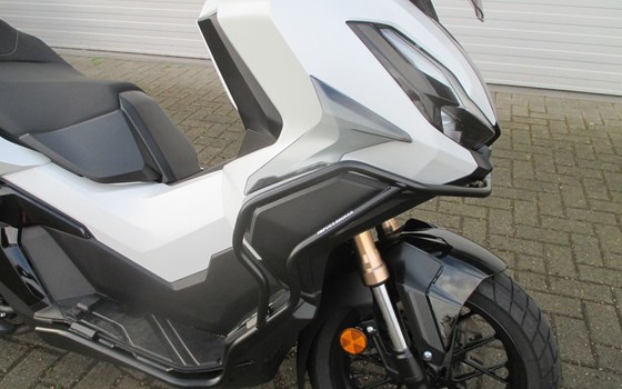 Gebrauchtmotorrad Honda ADV350 - Bild 2