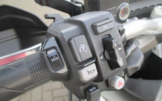 Gebrauchtmotorrad Honda ADV350 - Bild 4