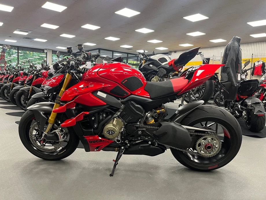 Angebot Ducati Streetfighter V4 S Bild 4: Angebot Ducati Streetfighter V4 S