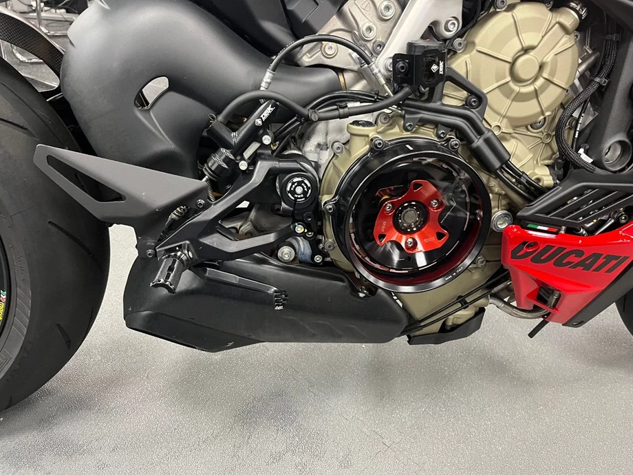 Angebot Ducati Streetfighter V4 S Bild 6: Angebot Ducati Streetfighter V4 S