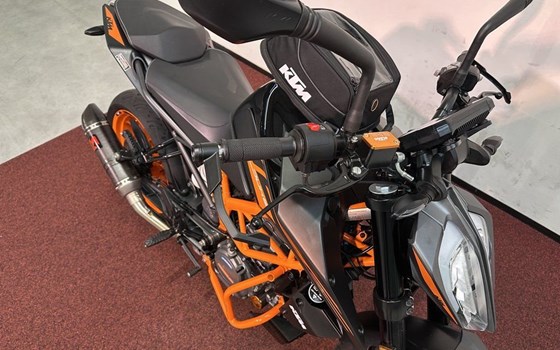 Gebrauchtmotorrad KTM 125 Duke - Bild 12