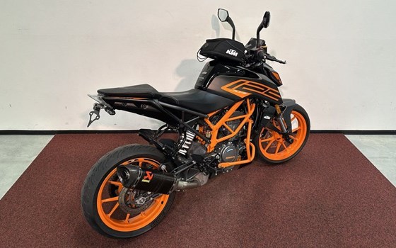 Gebrauchtmotorrad KTM 125 Duke - Bild 8