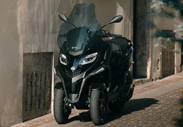 Neumotorrad Piaggio MP3 400 Sport