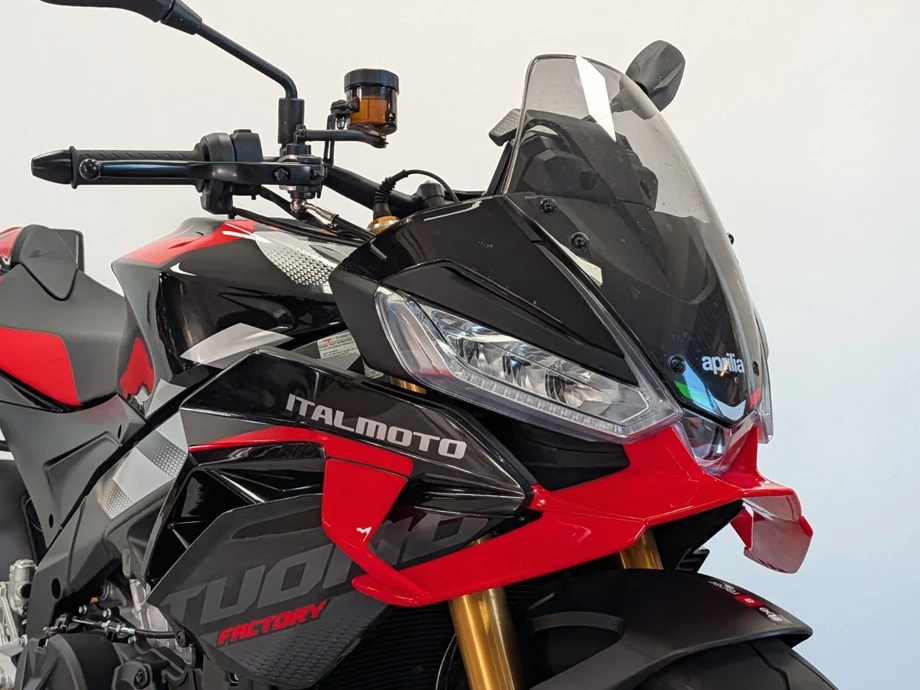 Angebot Aprilia Tuono V4 1100 Factory Bild 7: Angebot Aprilia Tuono V4 1100 Factory