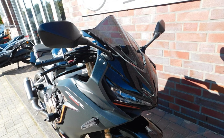 Angebot Honda CBR650R Bild 4: Angebot Honda CBR650R