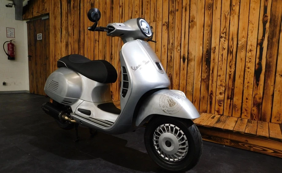 Angebot Vespa GTS 300 Bild 2: Angebot Vespa GTS 300