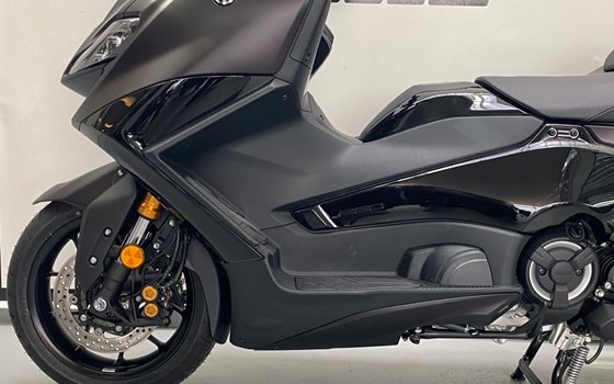 Gebrauchtmotorrad Yamaha TMAX Tech MAX - Bild 6