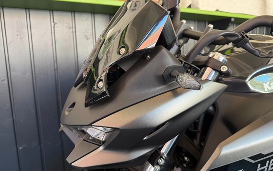 Gebrauchtmotorrad Kawasaki Z7 Hybrid - Bild 12