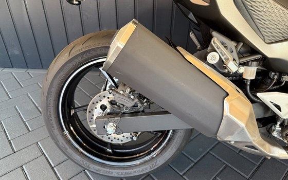 Gebrauchtmotorrad Kawasaki Z7 Hybrid - Bild 15