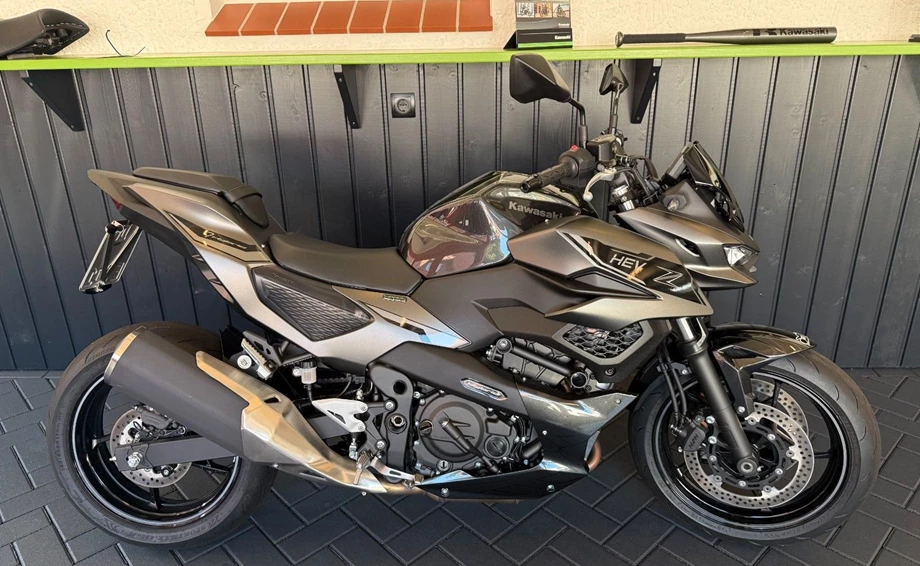 Angebot Kawasaki Z7 Hybrid Bild 2: Angebot Kawasaki Z7 Hybrid