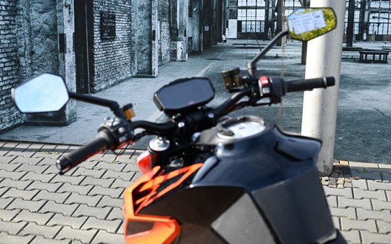 Gebrauchtmotorrad KTM 1290 Super Duke R - Bild 10
